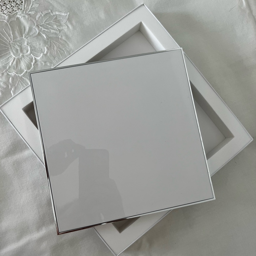 Seint Eyeshadow Pallete